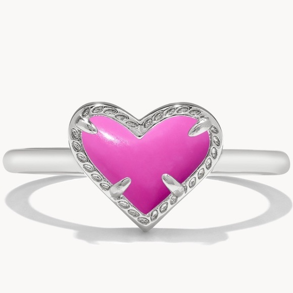 Kendra Scott Like New Ari Hot Pink Magnesite Heart Ring in Silver- Sz7